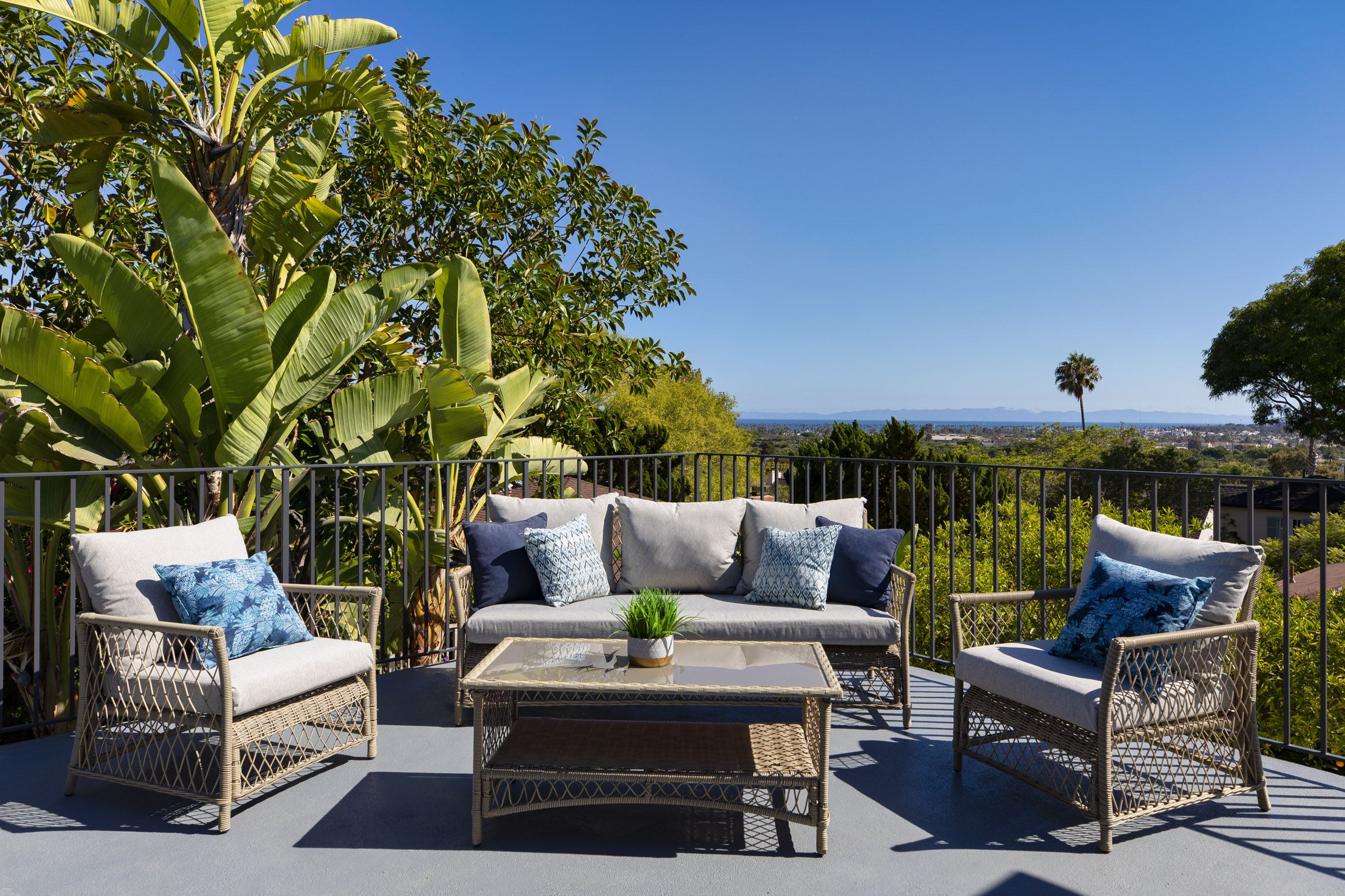 outdoor patio seating